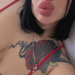 Nika, 29