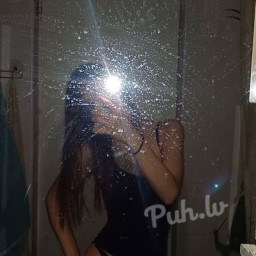 Melanija, 23