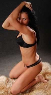 Laura (22 years) (Photo!) offer escort, massage or other services (#1000050)