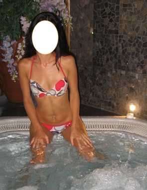 Loreta (25 years) (Photo!) offer escort, massage or other services (#1073728)