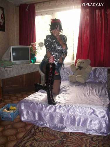 marina (35 gadi) (Foto!) meklē vai piedāvā striptīzu (#1107761)