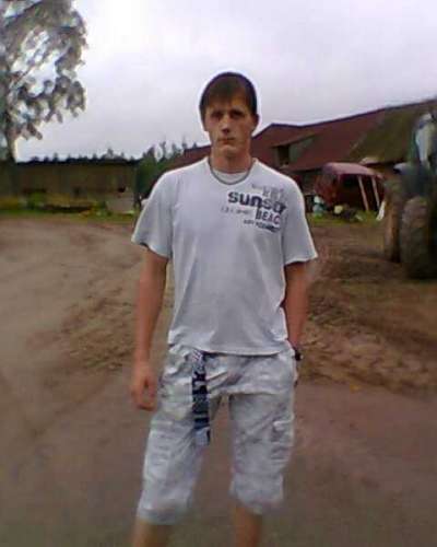 Artūrs (22 года) (Фото!) хочет завязать садо-мазо знакомство (№1180790)