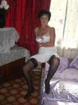 lija (46 years)