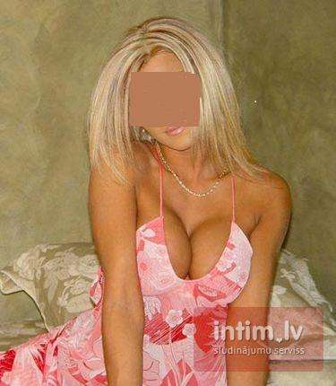Larisa (39 years) (Photo!) offer escort, massage or other services (#2005616)