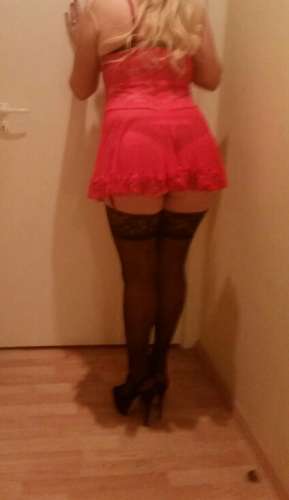 Ieva (33 years) (Photo!) offer escort, massage or other services (#2608038)