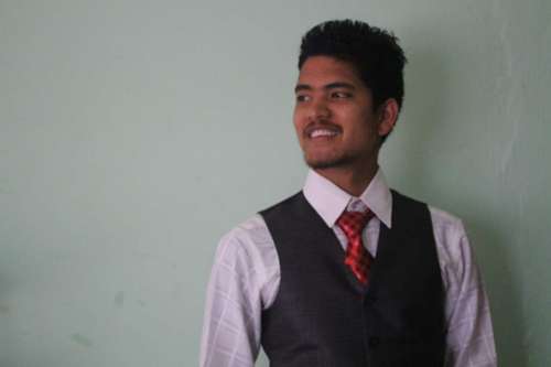 Suman Kumar Khadka (22 gadi) (Foto!) iepazīsies ar sievieti nopietnām attiecībām (#4143056)