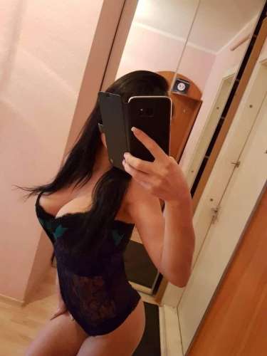 Vika (29 years) (Photo!) offer escort, massage or other services (#4636928)