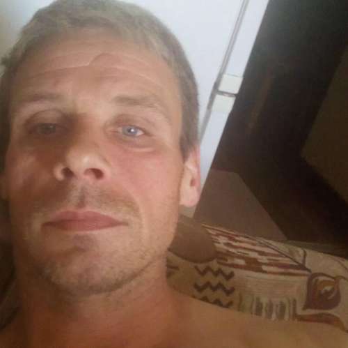Pauls (45 years) (Photo!) offering male escort, massage or other services (#4758658)