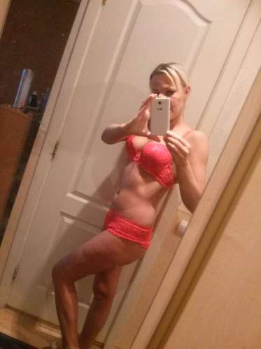 Mazinja (34 years) (Photo!) offer escort, massage or other services (Ad #5727970)