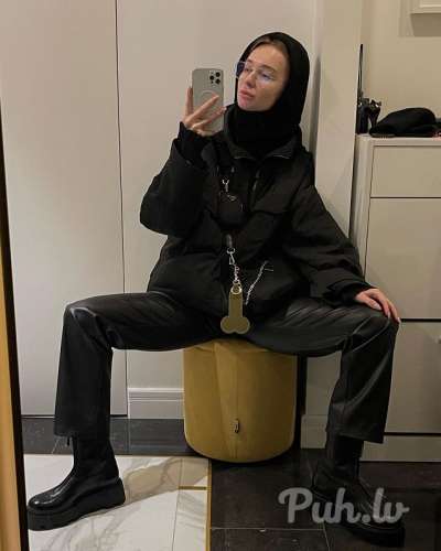 ТЕКСТ: БЕЗ ВСТРЕЧ

Дорогие,  любимые мужчины,  нужна ваша помощь. 

Я красивая, …