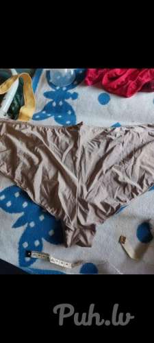 Pārdodu biksites 44-46 izmērs 5gb 30e par visam. Jelgava. .