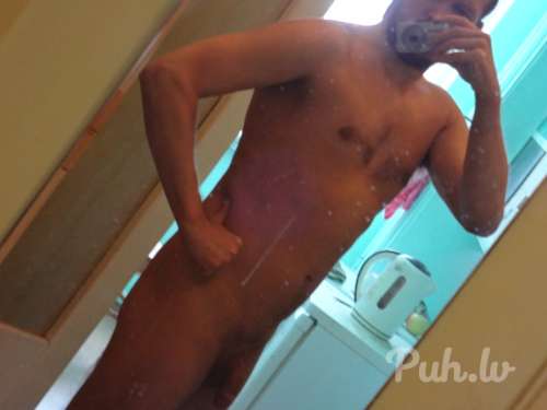 я бдсм мастер элитного мастерства.  в данний момент ищу новую тематическую рабиню…