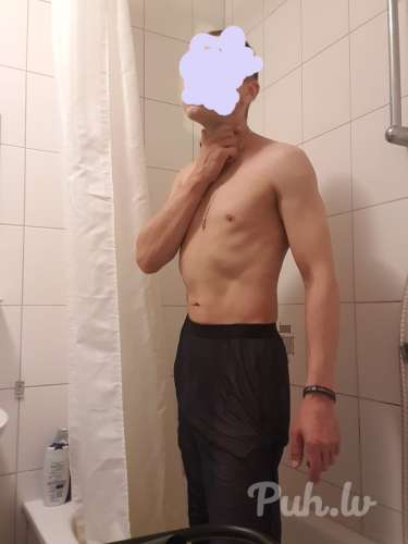 Ищу парня до 30 лет,  желательно для длительных отношений.  Хочу любить и быть люб…