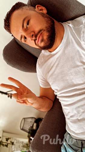 Sdrastvuite,  menia zabut Dima,  27 let,  191cm,  goriachi ispanski macho,  s opotam. …