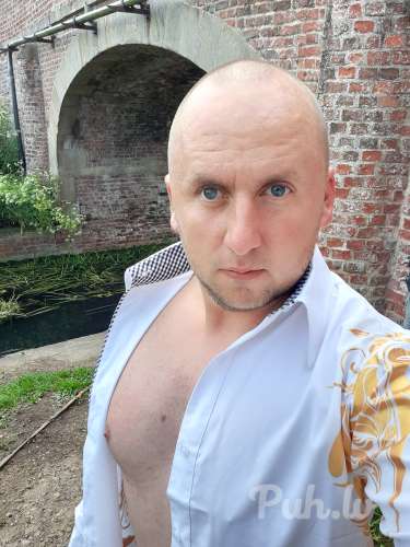 iepazishos ar precetu meiteni)