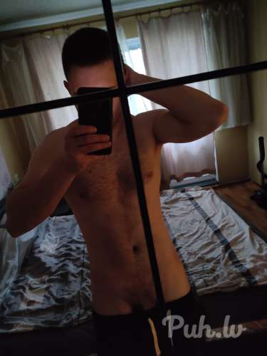 Девушки кто научит сексу?
я аккуратный парень которому нужен опыт,  место есть.