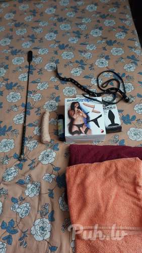 Нужна Девушка желаюшая заработать изпользуя мушину-шлюху.