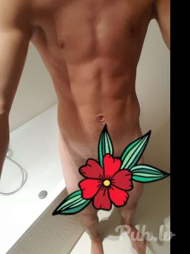 Kāda meiča vēlas satikties? Galvā iesēdusies viena maza fantāzija,  kuru Tev note…