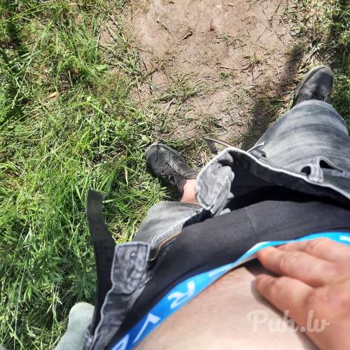 Satiekamies oral. . . ? Zaķusala pašlaik atveldzejos vēsjā Daugavā.  Es slaids kopts…