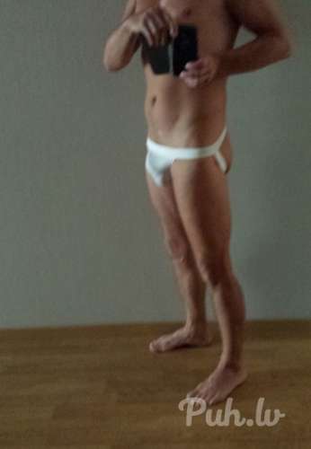 Veicu kalsisko relaksejosho un erotisko masazau.  46. 185. 78. 19.  Ir savs privatmas…