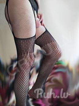 Varbūt,  ka šeit ir kāds jauks,  slaids pārītis,  kuri vēlās savās seksuālās rotaļā…