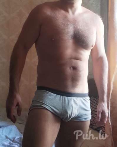 Ищу симпатичного стройного парня для нечастых встреч до 25 возможно за $$$