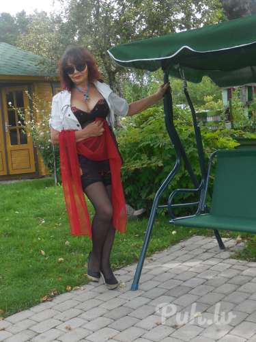 Отличный массаж с эротическим продолжением с 11 до 18.  Сеанс - 50 евро.  Отвечаю…