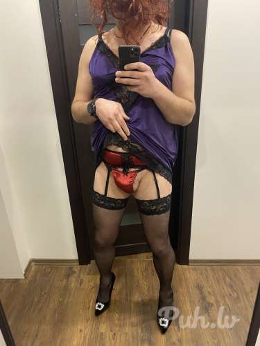 Ir šodien kāda CD vai Trans,  kura gribētu mani izmīlēt.  Ir vieta Rīgā.