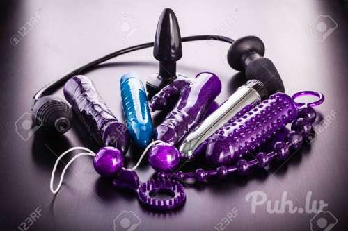 Sveiciens visām palaidnēm,  kuras garlaicības māktas ienāca šajā portālā!
Vēlos…