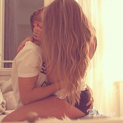 Sveika,  meklēju meiteni 18-28.  g jaunu,  slaidu kopīgam darbam čatā. 
Neuztraucie…