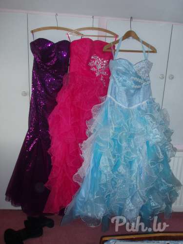 люблю переодеваться
может кто ещё обожает женскую роль?