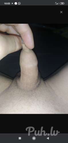 Esmu iesācēja cd, vai sissy nezinu, patīk vilkt sieviešu apakšveļu un iztēloties k…