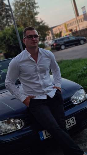 Sergejs (29 gadi) (Foto!) iepazīsies ar sievieti seksam (#6694338)