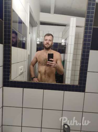 Предлагаю себя в роли ласкового любовника,  только для девушек до 50.  Фото мои! 3…