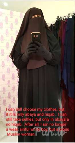 подскажите где прикупить хиджаб и прочие восточные наряды?