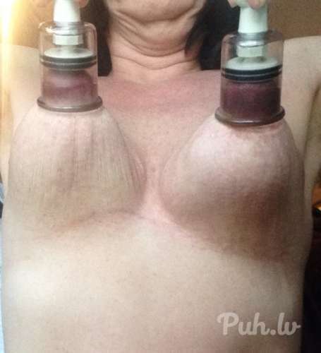 TitsPlay (46 years)