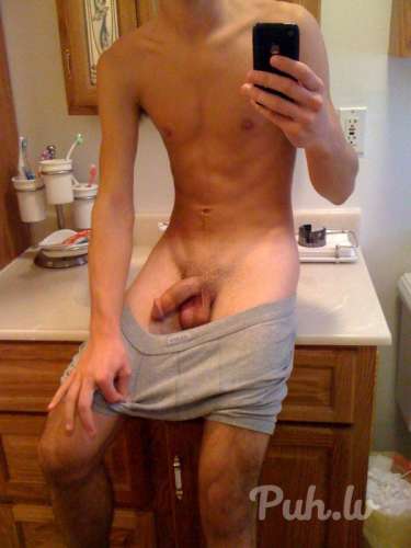 Labrīt, 
Gribētu iepazīt meiteni,  kurai patīk femdom tēma pastāvīgai draudzībai…