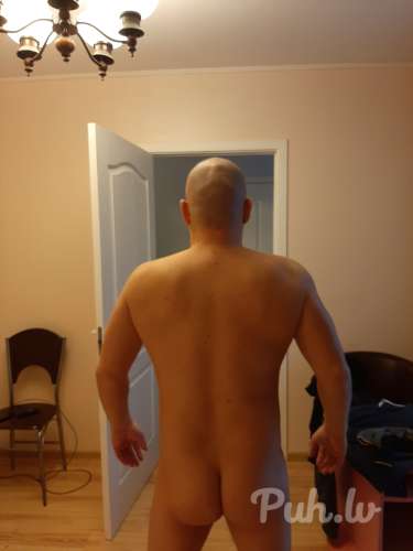 Predlagaju u devuske 100 euro za prijatnaja vstretse v sauna.  Offer 100 euro to…