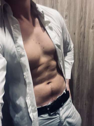 Davids (26 years) (Photo!) offering male escort, massage or other services (#7745179)