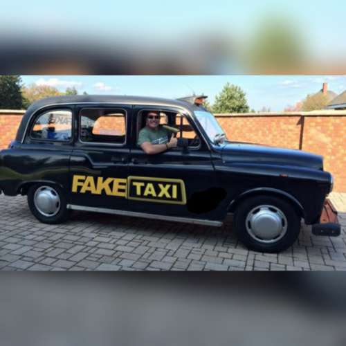Fake taxi (46 metai)