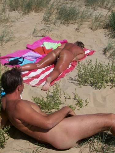 Lūriķis pludmalē (48 gadi) (Foto!) iepazīsies ar sievieti seksam (#7874584)
