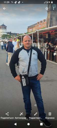 Sergej (40 years)