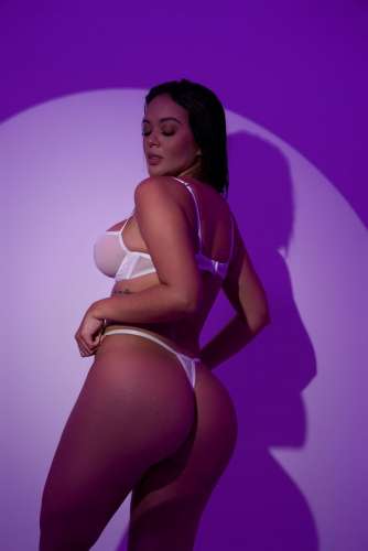 Hi I'm LANA a 26 year old latina girl,  with a great ass,  and divine tits.  With a…