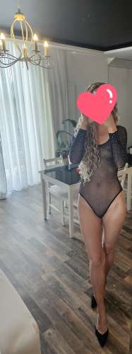 Allise (31 gads) (Foto!) iepazīsies ar vīrieti seksam (#8089856)