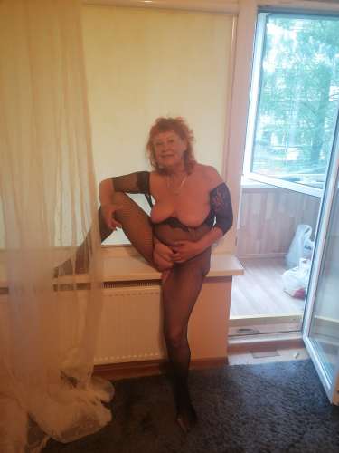 Lady Viktorija (55 aastat) (Foto!) paku saatja-, massaaži- või muid teenuseid (№8102621)