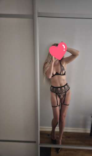 Allise (31 metai) (Nuotrauka!) susipažinti su vyru seksui (#8106214)