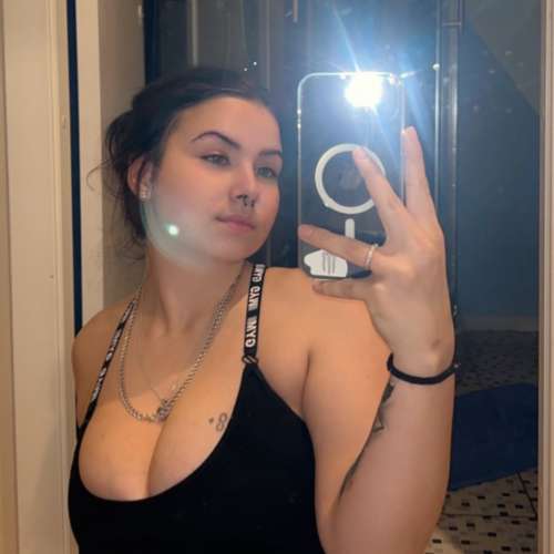 Agnese (23 aastat)