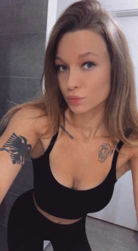 Simona (25 gadi) (Foto!) iepazīsies ar vīrieti seksam (#8289360)