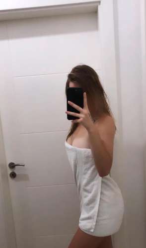 Simona (25 metų) (Nuotrauka!) pasiūlyti escorto paslaugas ar masažą (#8289366)