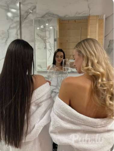 Laura & Kira (29 лет)